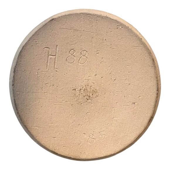 1985 Handmade Beige Stoneware Pottery Jar, Lid & Blue Floral Design Signed 7" - Picture 8 of 9